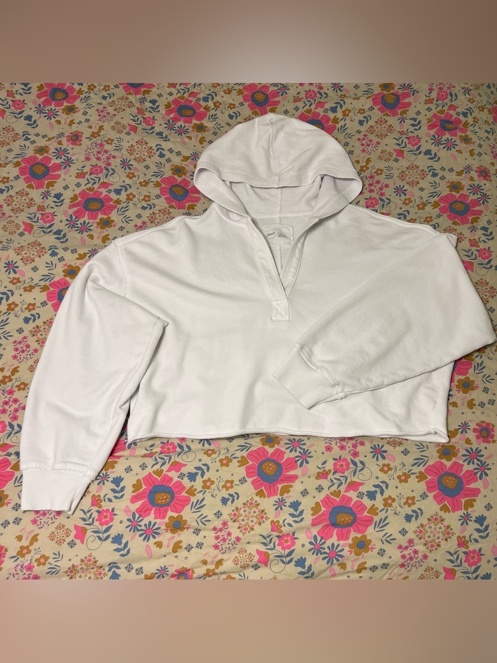 Aerie XL white cropped hoodie